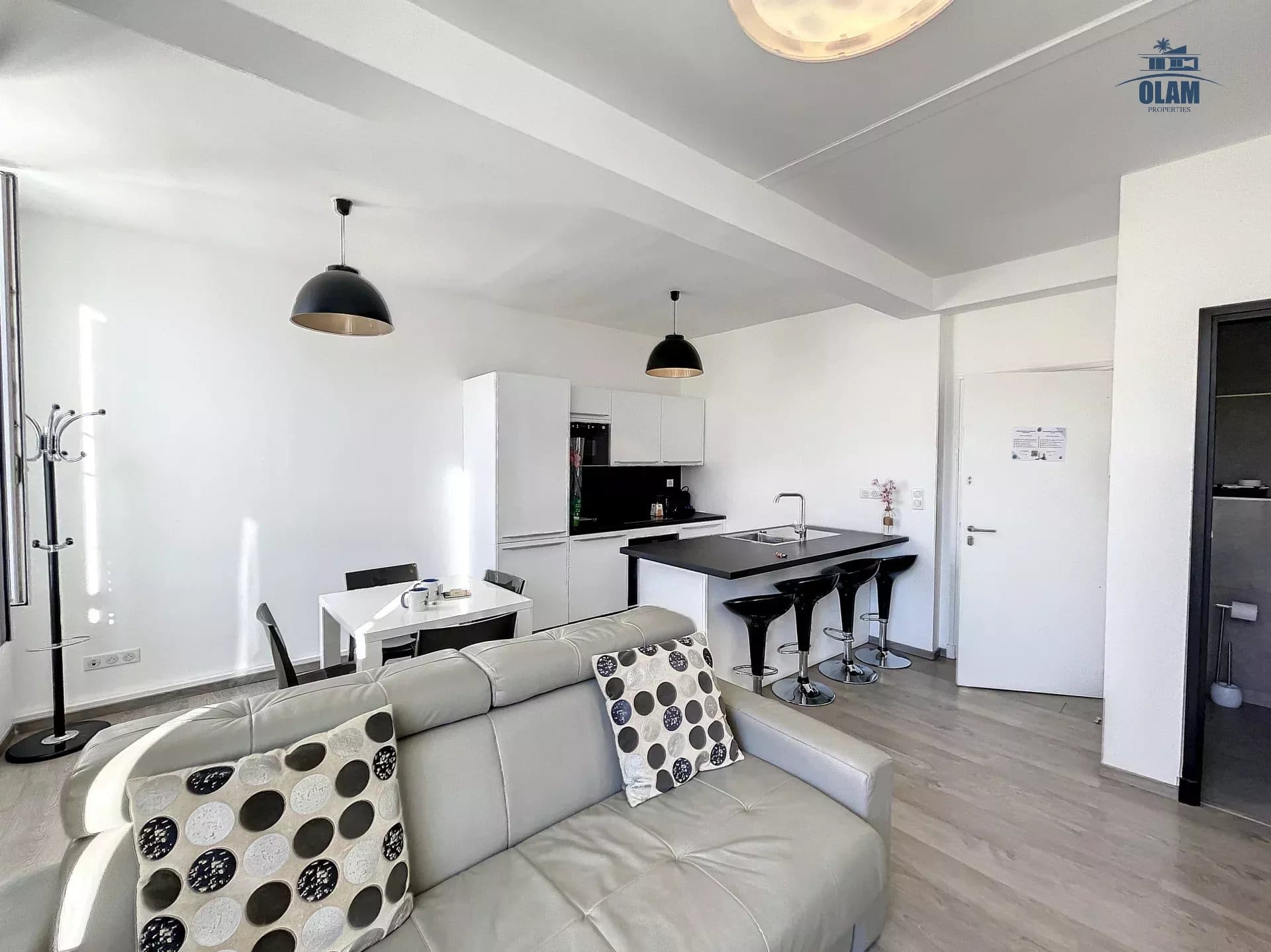 Appartement Cannes : 3 pièces, 6 personnes, design, proche Croisette