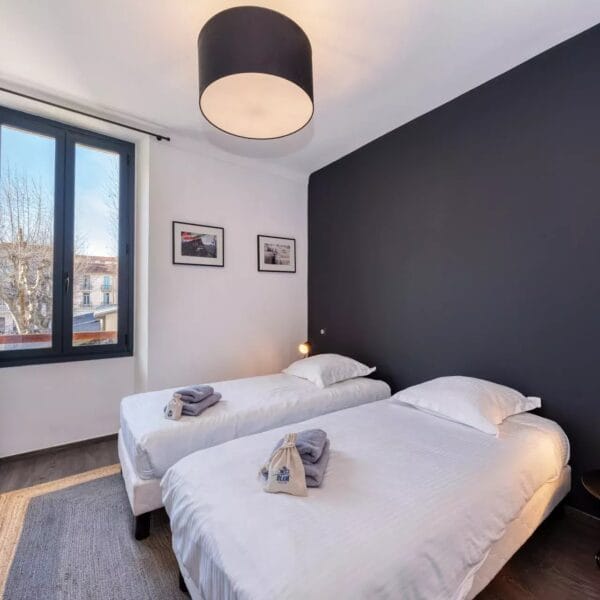 Appartement Cannes Gambetta : 3 pièces, refait à neuf, moderne et contemporain