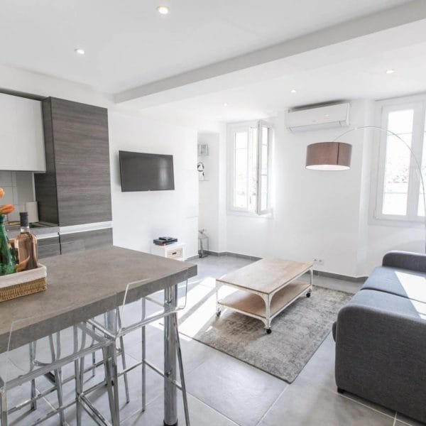 Appartement Cannes Centre : 2 pièces, 4 personnes, moderne, lumineux