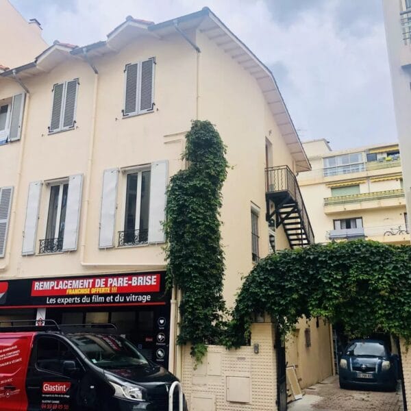 Appartement Cannes Anglais : 3 / 4 pièces, 7 personnes, balcon sud, mezzanine