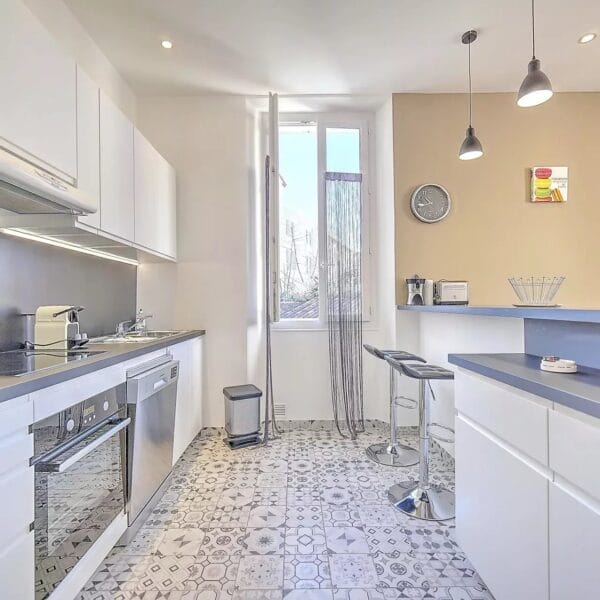 Apartment Cannes: ideal, quiet location near rue d’Antibes, Croisette and Palais