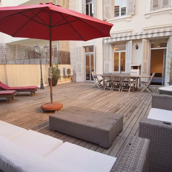 Appartement Cannes Banane : 4 pièces, terrasse époustouflante, cœur de ville