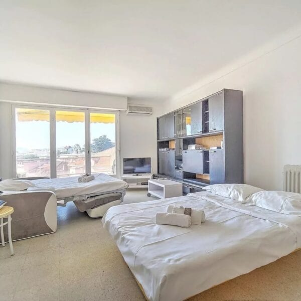 Apartment Cannes Basse Californie : 1-bedroom, 6 persons, balcony, sea view