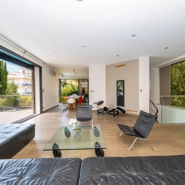 Cannes : Luxury Villa 6 bedrooms with swimming pool – Croisette
