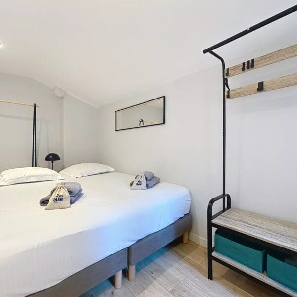 Cannes: Lovely, quiet one-bedroom apartment in the city center