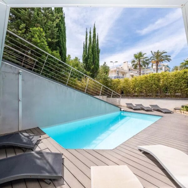 Cannes : Villa Croisette – 6 chambres – Piscine