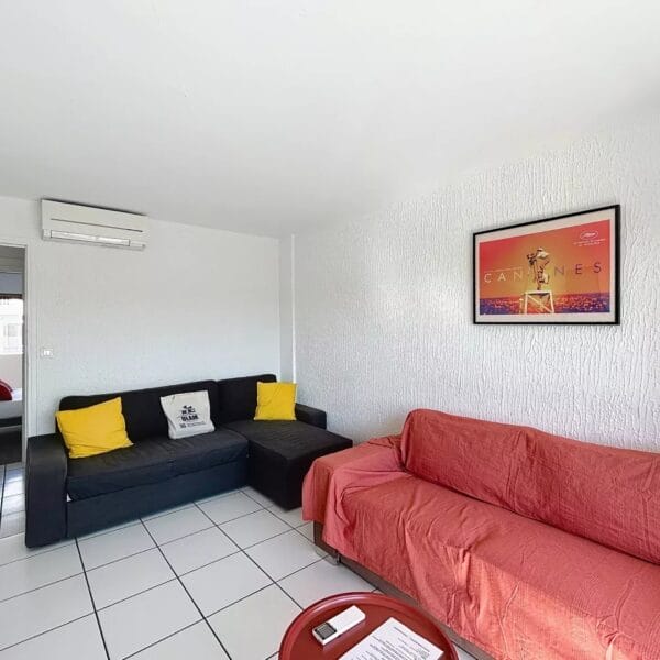 Cannes: charming, quiet apartment in secure residence