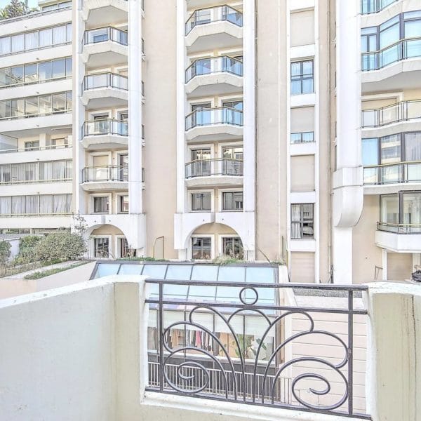 Appartement Cannes : 2 Pièces avec balconnet, quartier branché de Cannes