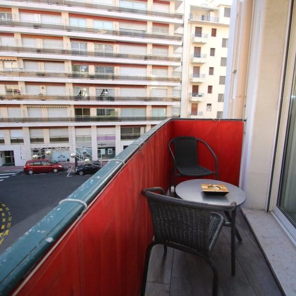 Appartement Cannes : 3 pièces avec balcon, proche plages et Croisette