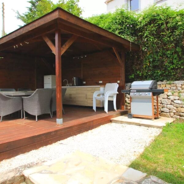 Maison Le Cannet : jolie maison sur les hauteurs, 2 chambres, jardin et barbecue