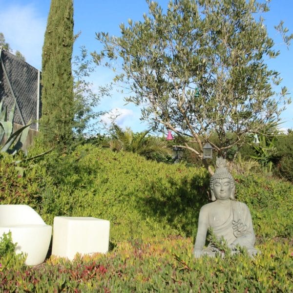 Maison Cannes Croix des Gardes : 4 pièces sur 2 niveaux, jardin et piscine