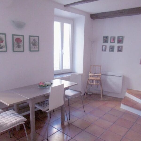 Maison de ville Cannes Suquet : 4 personnes, balcon avec vue sur la ville