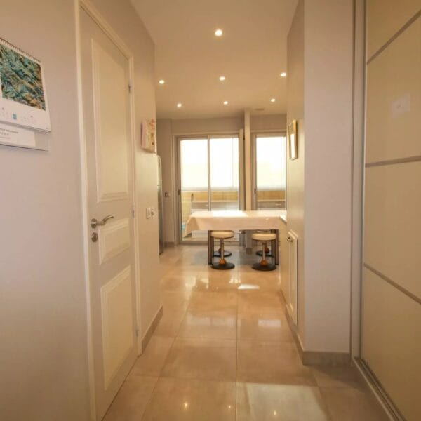 Appartement Cannes Croix des Gardes : 3 chambres, vue panoramique mer, classé 4*