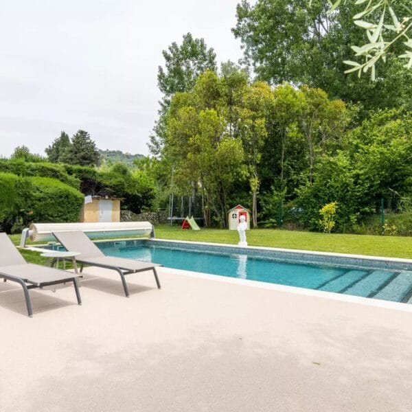 Villa La Roquette-sur-Siagne: 150 m2, wooded garden, absolute calm