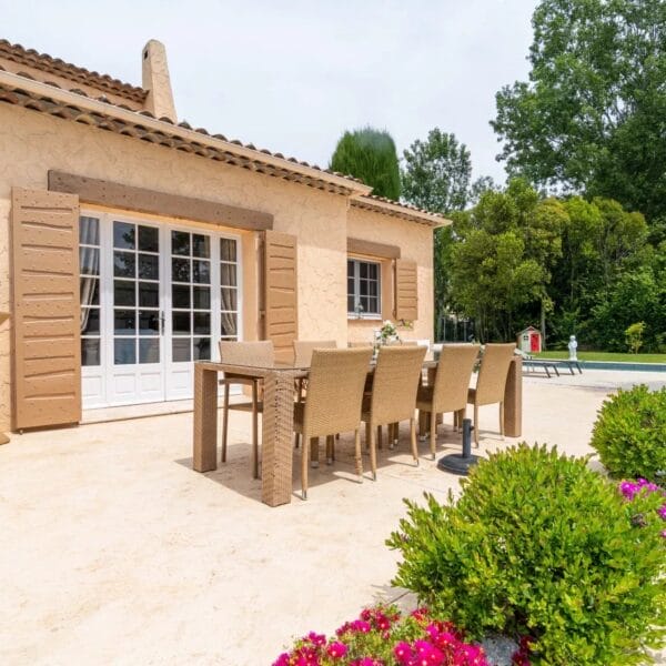 Villa La Roquette-sur-Siagne: 150 m2, wooded garden, absolute calm