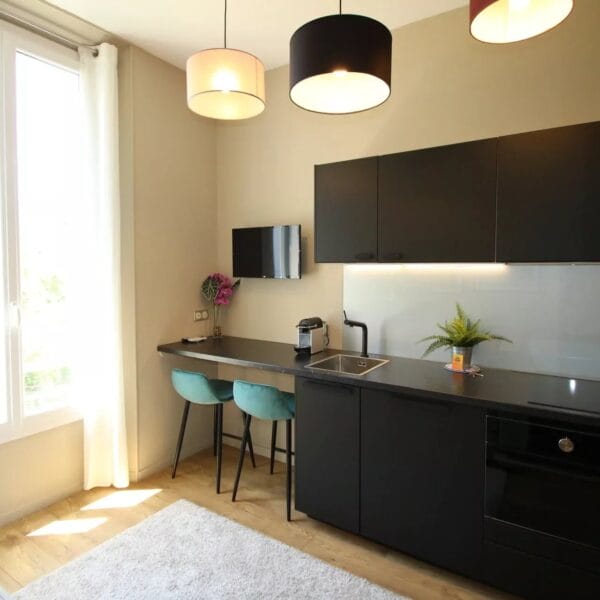 Studio Cannes Centre : in residence, renovated, near Croisette