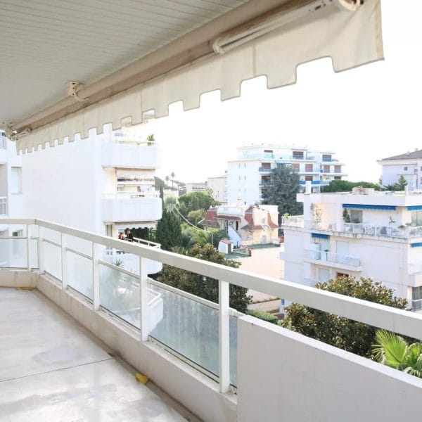 Appartement Cannes : 4 pièces, résidence grand standing, vastes terrasses