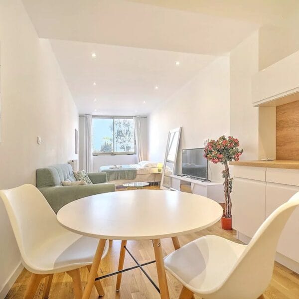 Studio Cannes Banane: cosy, functional, close to the Croisette and city center