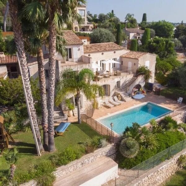 Antibes : villa 4 chambres avec piscine