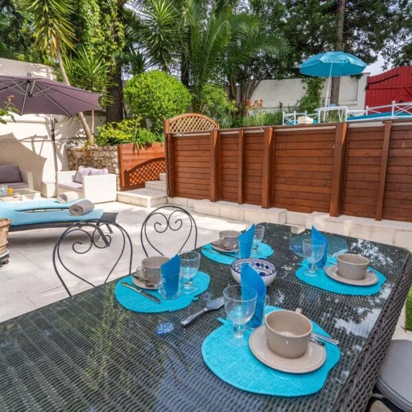 Maison Cannes Montfleury : 3 chambres, 3 bains, terrasse avec piscine et barbecue