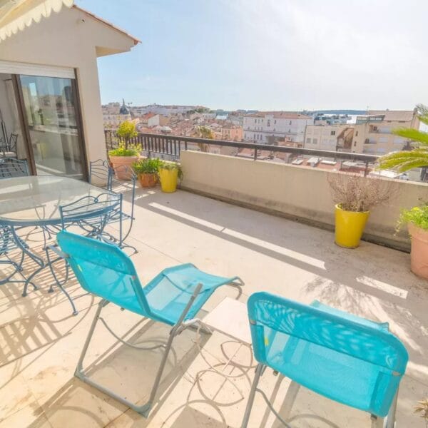 Appartement Cannes : superbe 4 pièces, vue mer panoramique