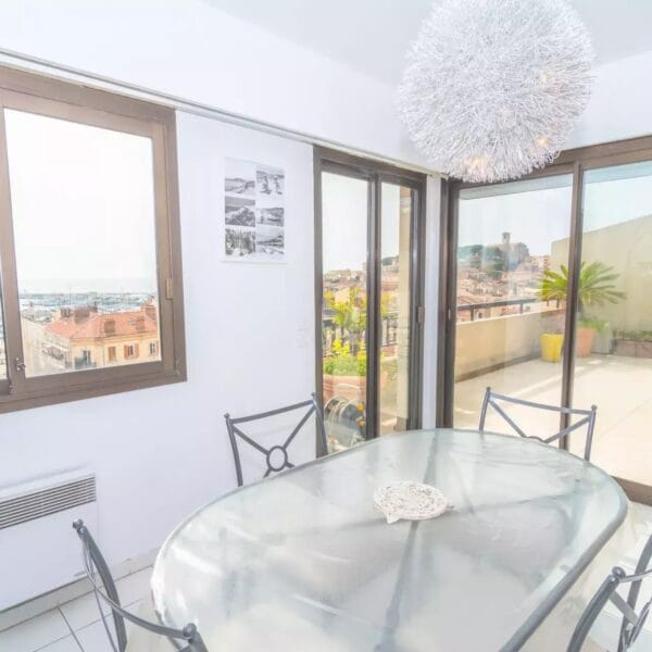 Appartement Cannes : superbe 4 pièces, vue mer panoramique