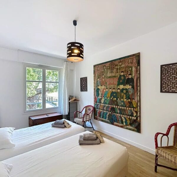 Cannes: beautiful, bright, quiet apartment with loggia and sea view