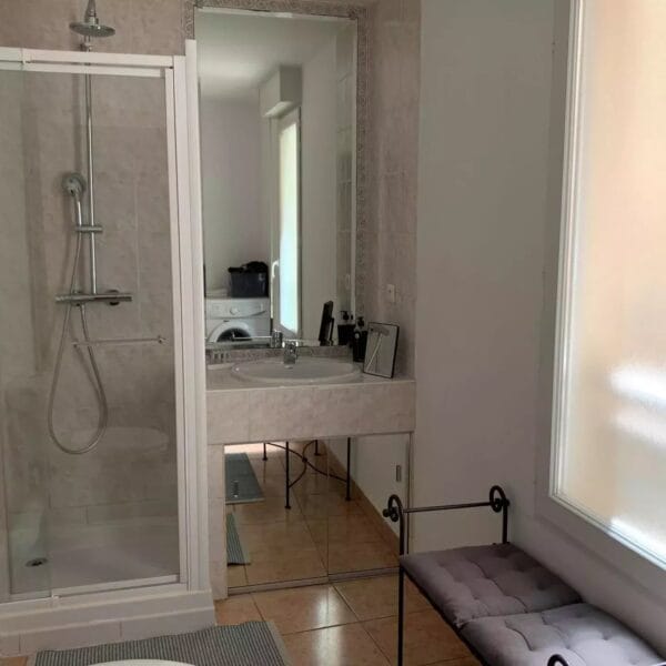 Studio Cannes Banane : well renovated, close to the center, terrace, open view and trees