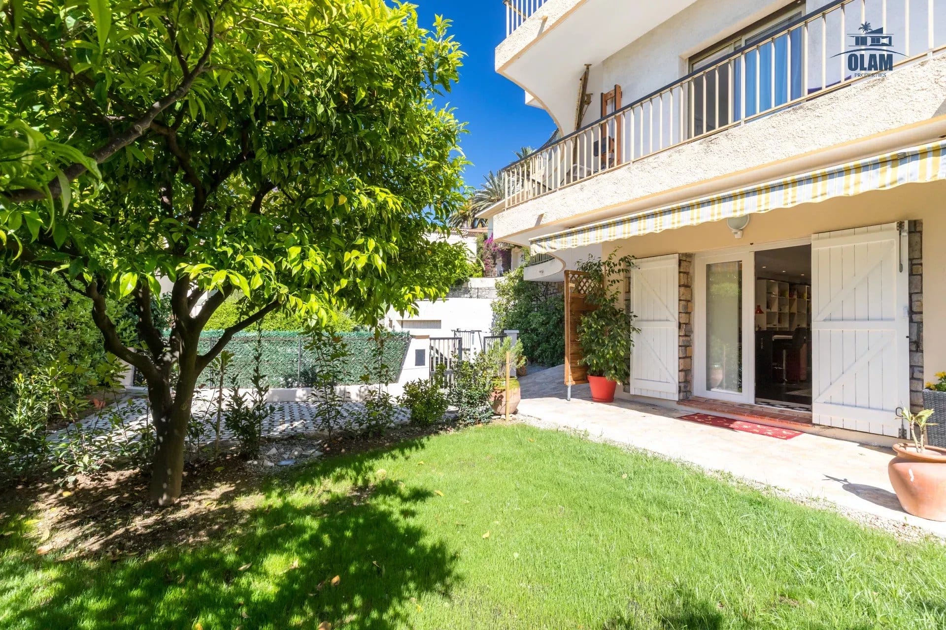 Apartment Cannes: superb 1-bedroom garden apartment, near the Beaches du Midi