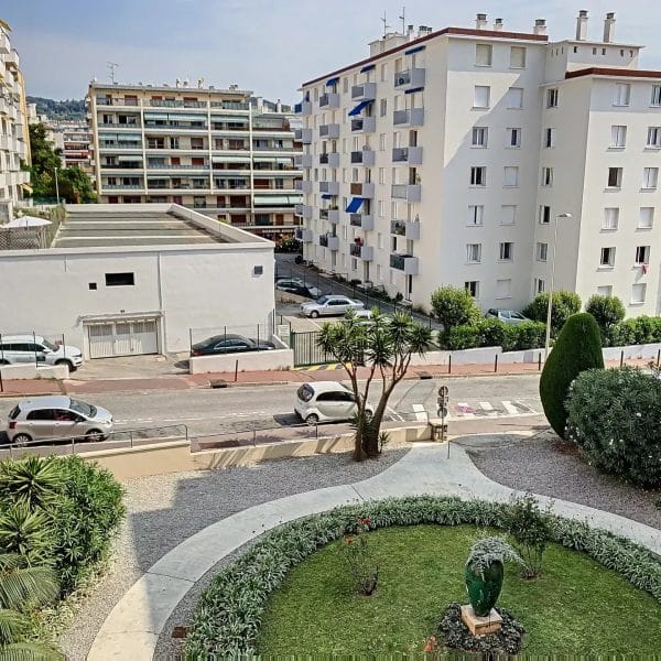 Apartment Le Cannet : 1-bedroom flat in a quiet area