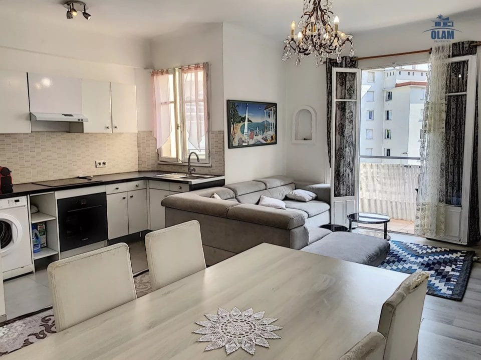 Apartment Le Cannet : 1-bedroom flat in a quiet area