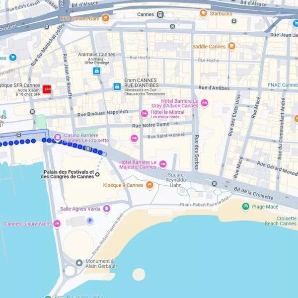Cannes: beautiful apartment with terrace and view of the Vieuxport