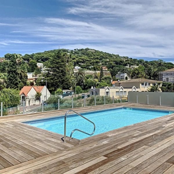 Studio Canne Oxford : charmant studio alcôve, balcon, résidence standing avec piscine