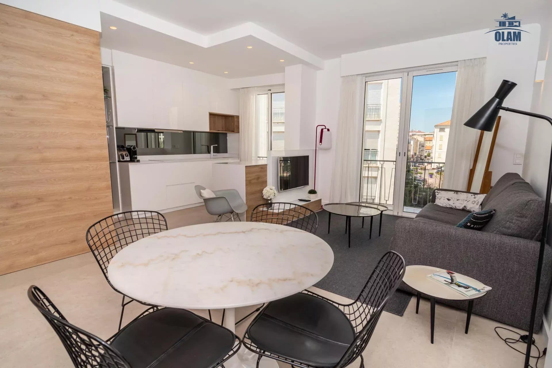 Appartement Cannes : 3 pièces standing, balcon, résidence prestige, cœur ville