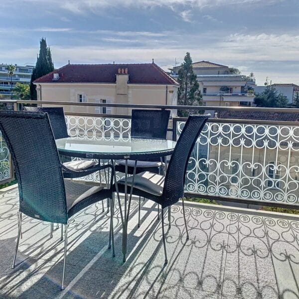 Appartement Cannes Centre : luxueux 4 pièces, résidence standing, emplacement idéal au calme