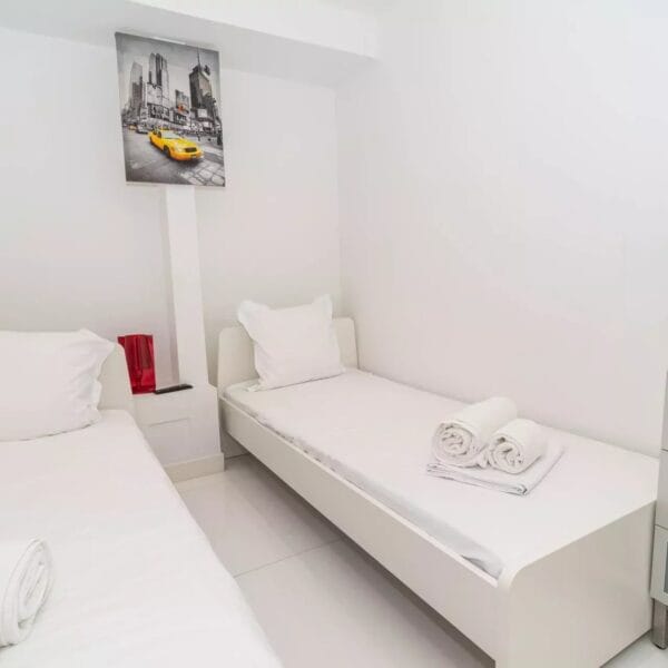 Appartement Cannes : moderne, 2 chambres, terrasse, proche Croisette