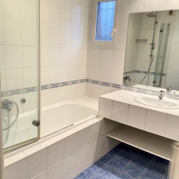 Apartment Mougins le Haut: 2-bedrooms with terrace