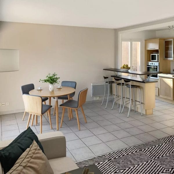 Apartment Mougins le Haut: 2-bedrooms with terrace
