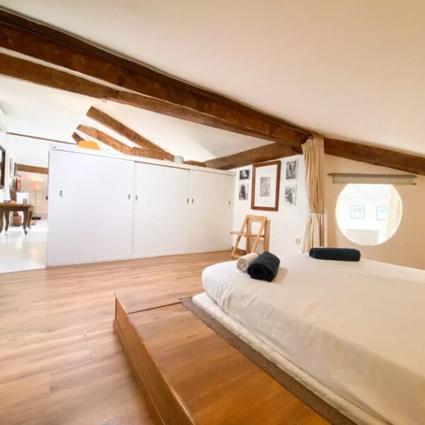 Loft Gambetta : 3 chambres et Parking