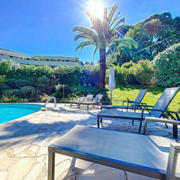 Appartement Cannes Montfleury : superbe 4 pièces, vue mer, résidence, piscine