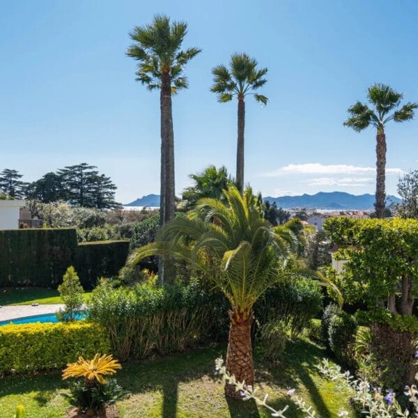 Appartement Cannes Montfleury : superbe 4 pièces, vue mer, résidence, piscine