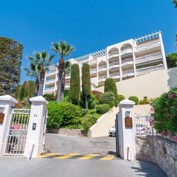 Appartement Cannes Croix des Gardes : cozy 2 pièces, terrasse vue mer panoramique