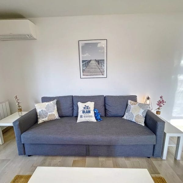 Apartment Cannes Centre : 1-bedroom, balcony, residential parking