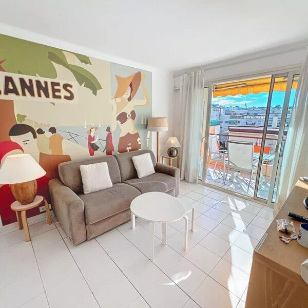 Appartement Cannes Banane : 3 pièces, terrasse, proche Croisette