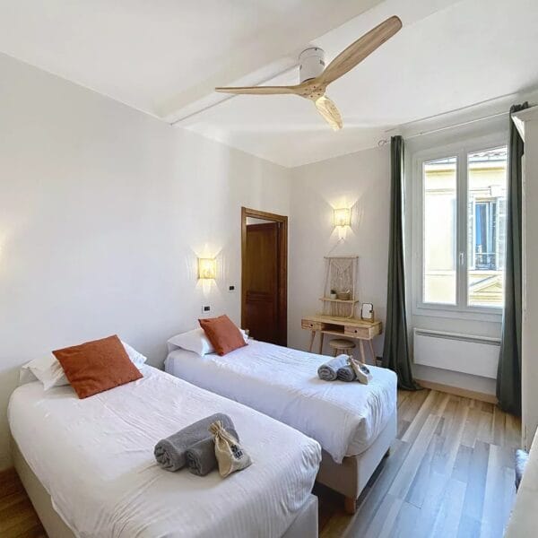 Cannes : charmant appartement en plein centre ville, au calme avec balcon