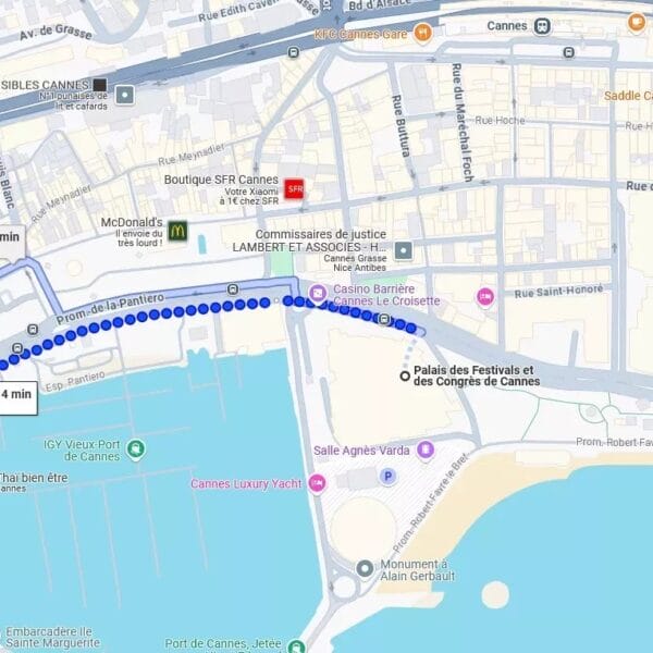Cannes: near Vieuxld port : Studio with sea view