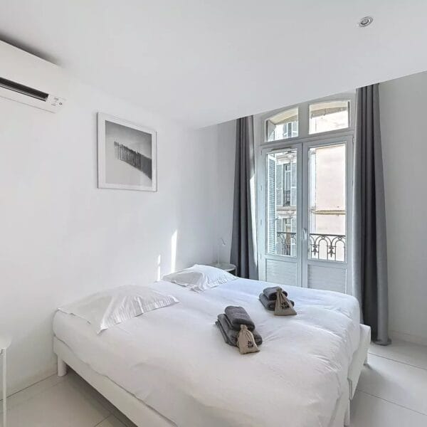 Cannes : très bel appartement au calme en centre ville
