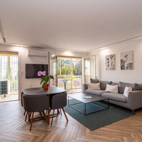 Appartement Cannes Banane : chaleureux 3 pièces avec loggia