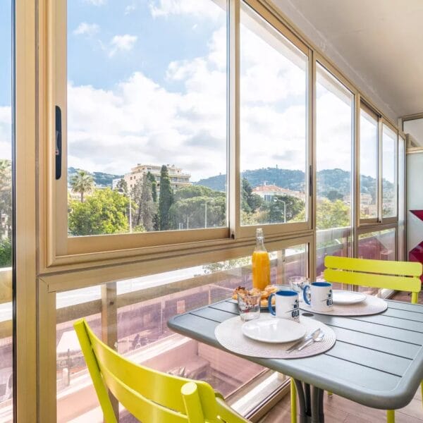 Appartement Cannes Banane : chaleureux 3 pièces avec loggia