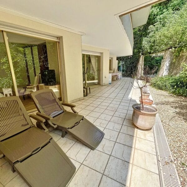 Apartment Cannes Basse Californie: large garden level, residence with swimming pool, parking